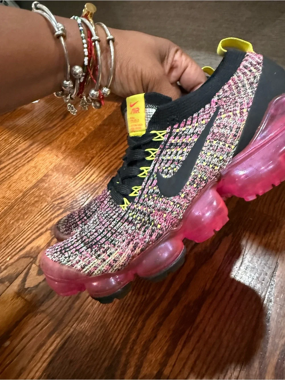 Nike Multicolor Flyknit Air VaporMax Sneakers W8